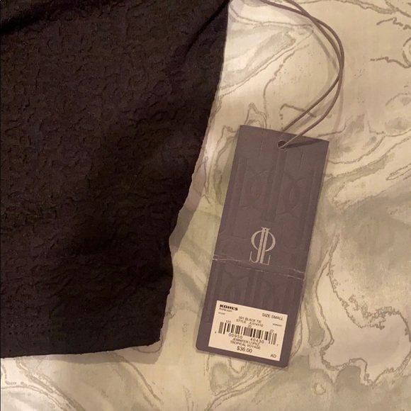 NWT Jennifer Lopez black crop top size small - Picture 5 of 9